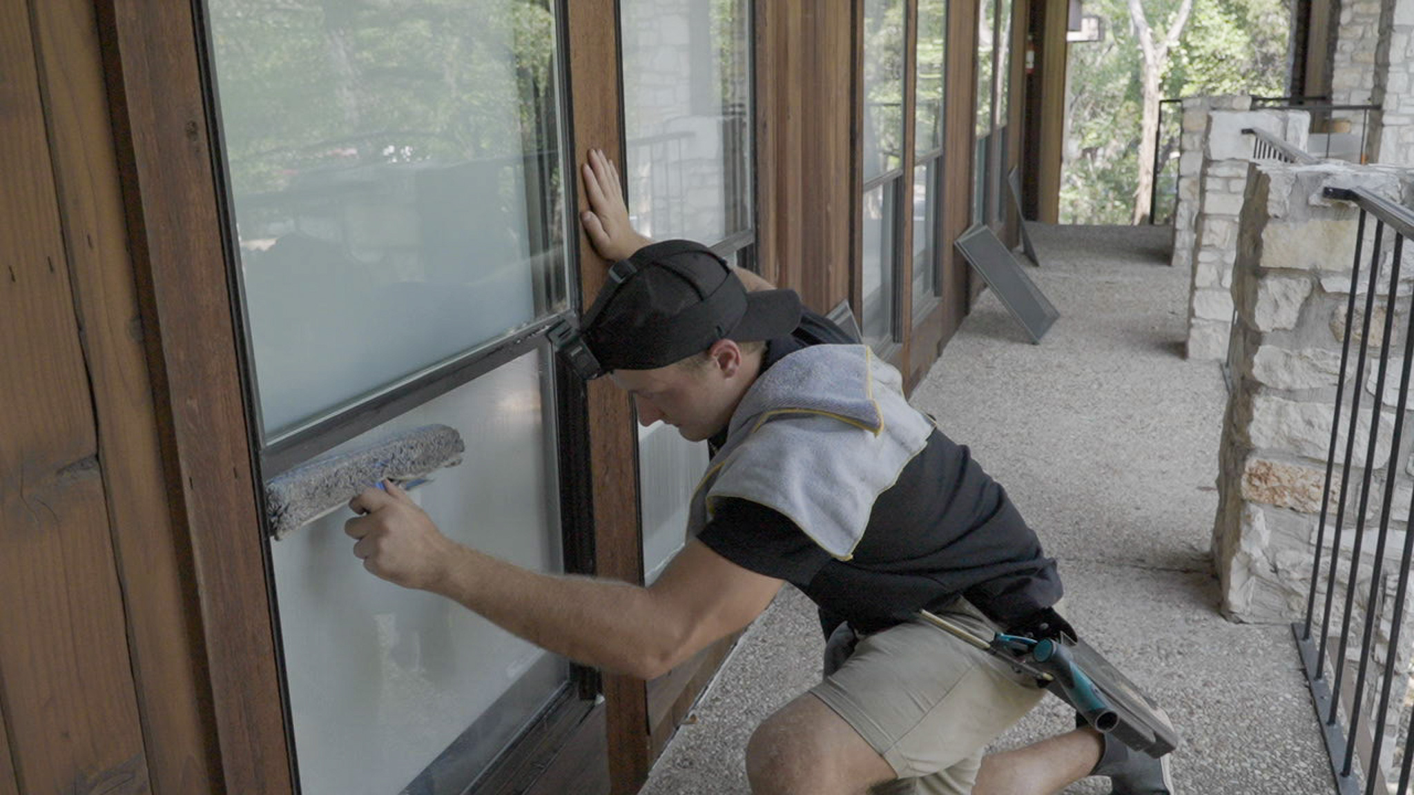 Commercial exterior cleaning project