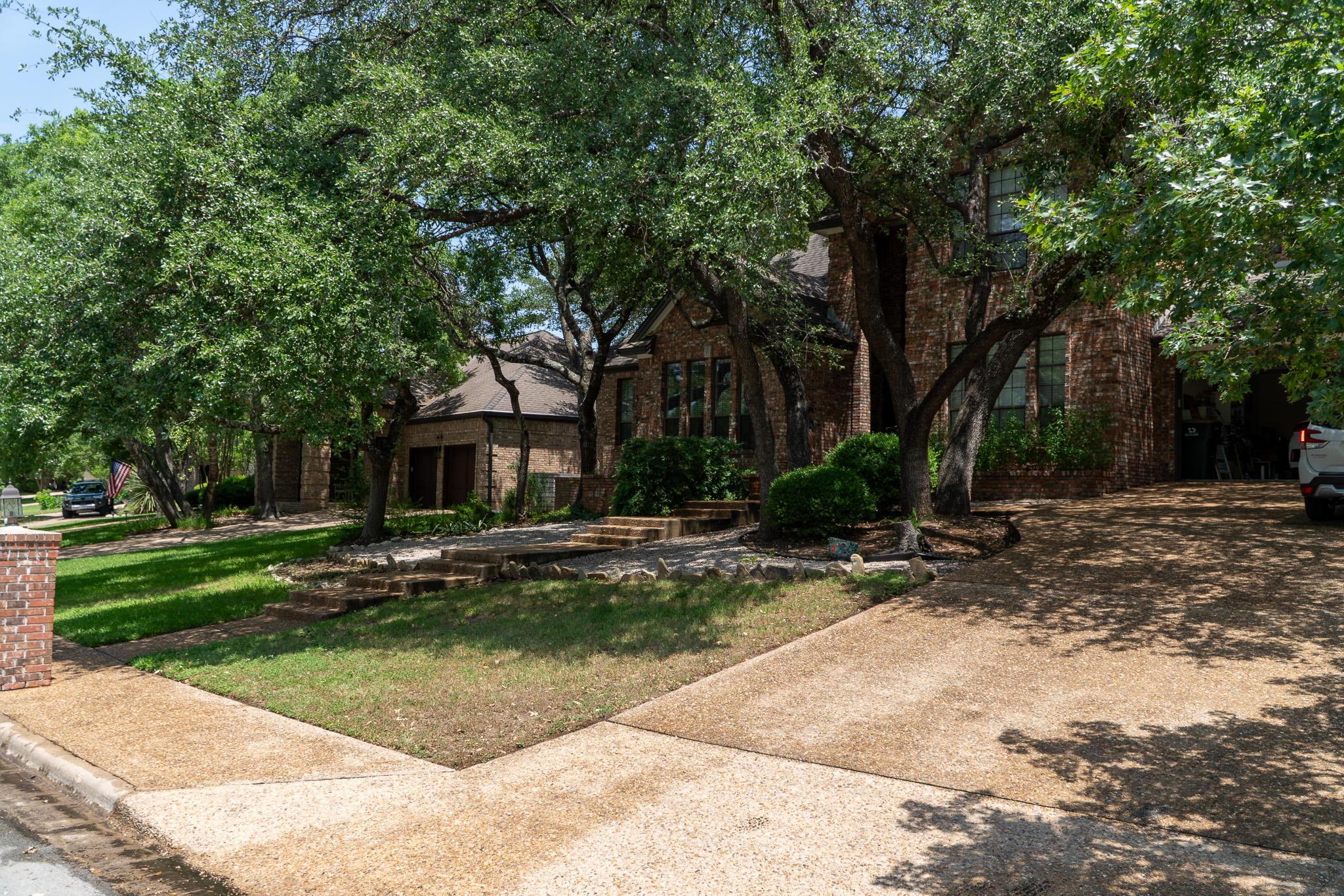 Pressure washing stone surfaces
